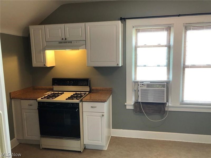 6156 Kelsey Road, Unit UP, Parma, OH 44129 Photo 9