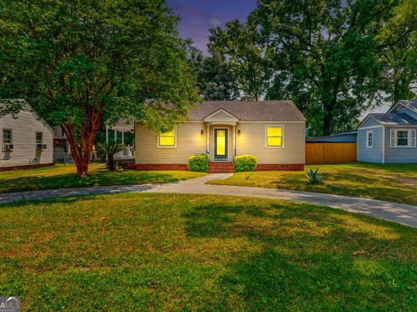 827 Crossgate Road, Port Wentworth, GA 31407