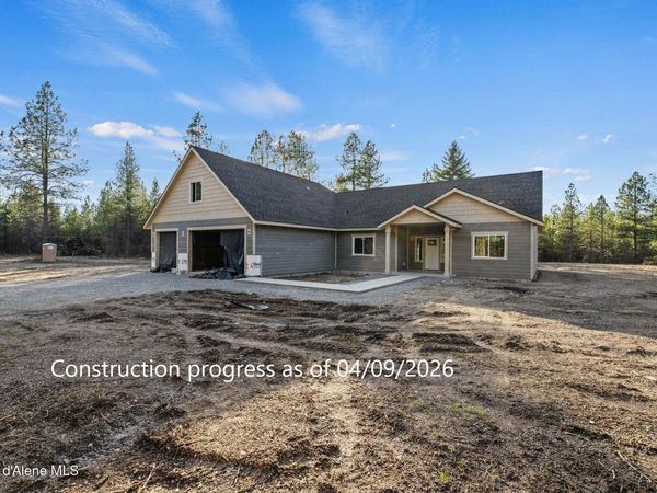 7741 E Howard Rd, Athol, ID 83801