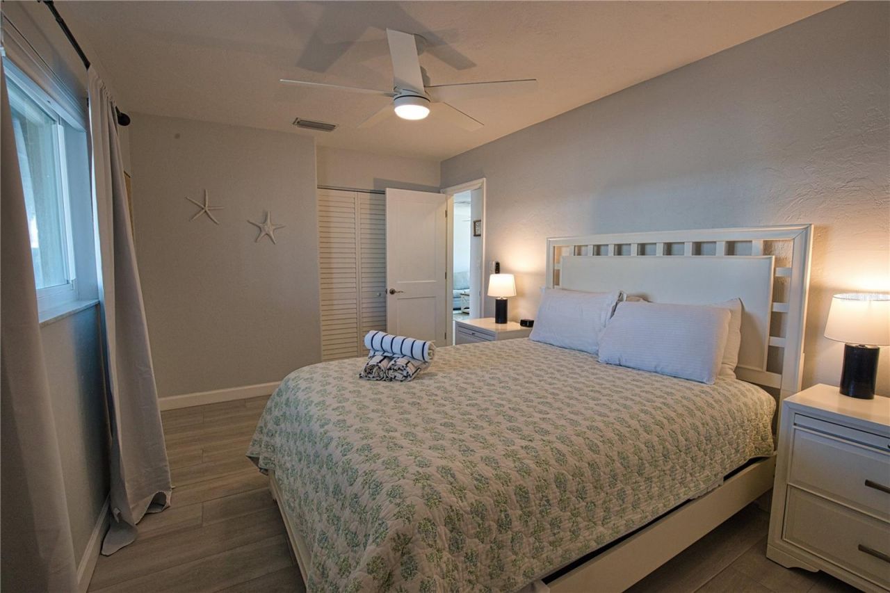 5830 Midnight Pass Road, Unit 86, Sarasota, FL 34242 Photo