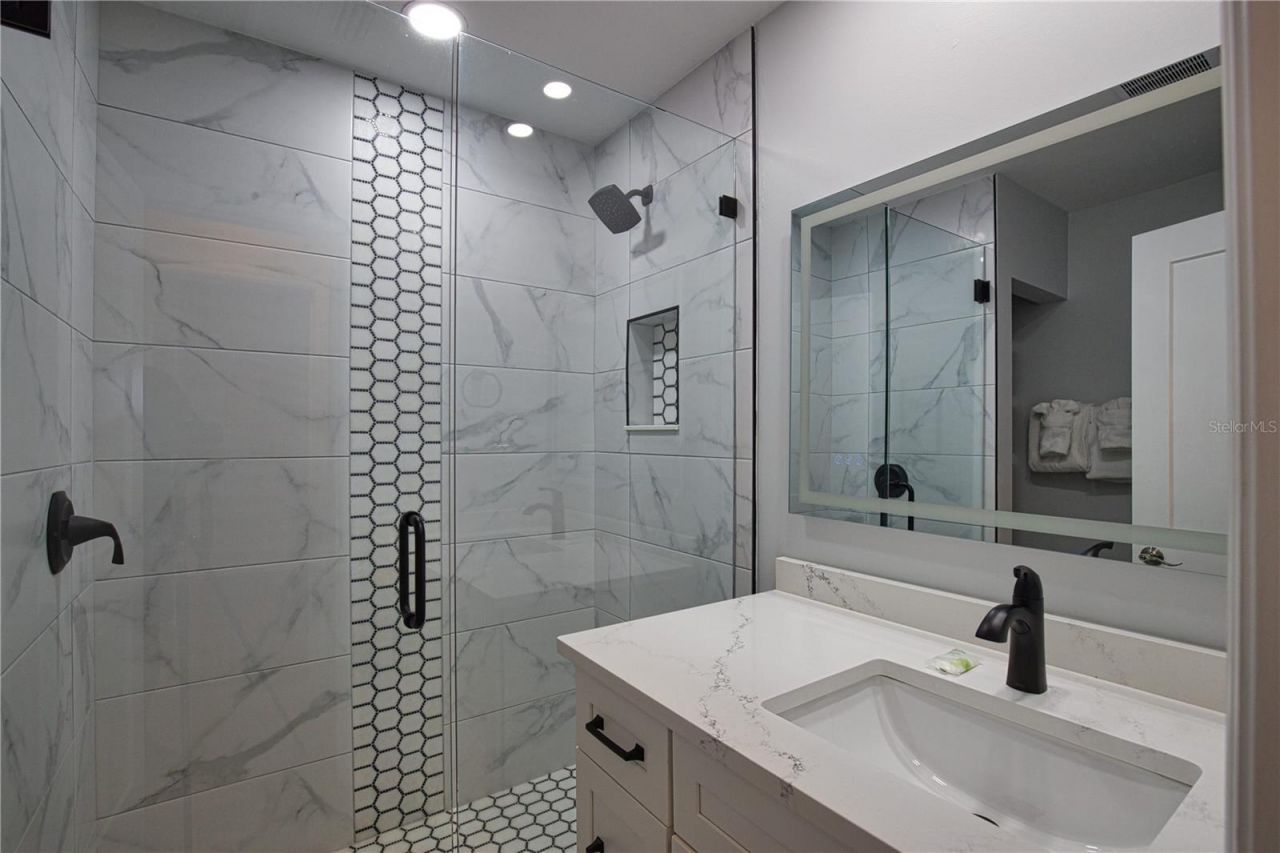 5830 Midnight Pass Road, Unit 86, Sarasota, FL 34242 Photo