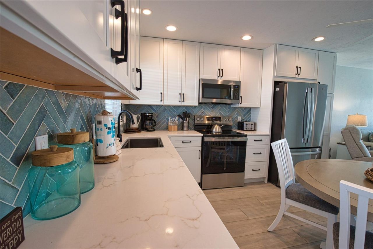 5830 Midnight Pass Road, Unit 86, Sarasota, FL 34242 Photo