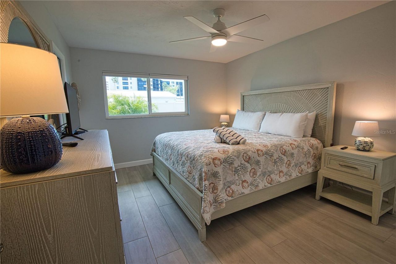 5830 Midnight Pass Road, Unit 86, Sarasota, FL 34242 Photo