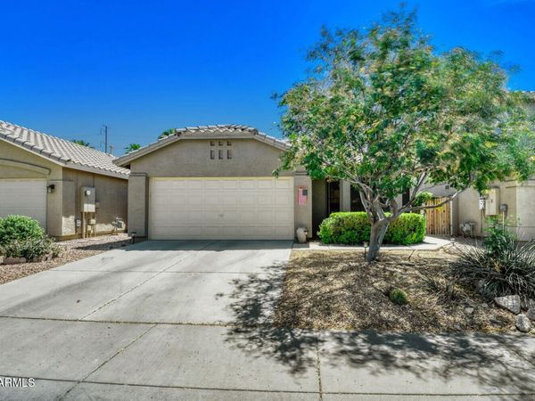 3221 E Blackhawk Drive, Phoenix, AZ 85050
