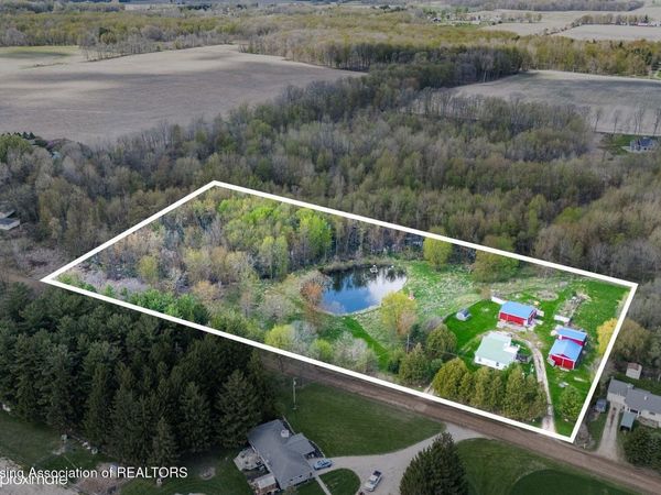 8177 E Eaton Highway, Mulliken, MI 48861