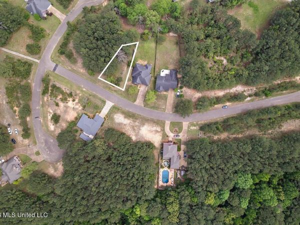 Clubview Drive, Carthage, MS 39051