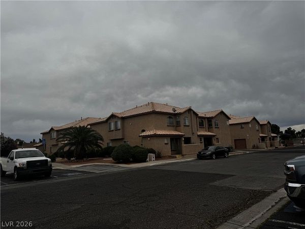 554 Roxella Lane , Unit B, Las Vegas, NV 89110