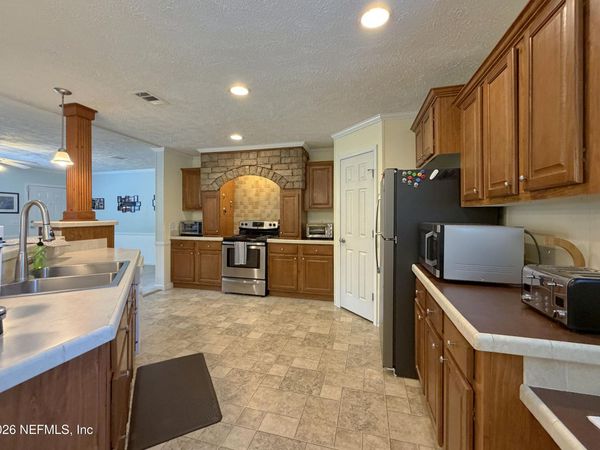 214 BAKER Road, Satsuma, FL 32189