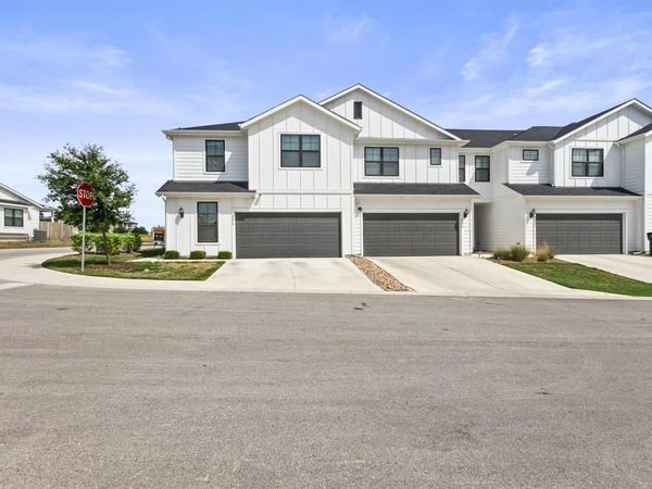 283 Fieldwood DR, Unit A, Buda, TX 78610