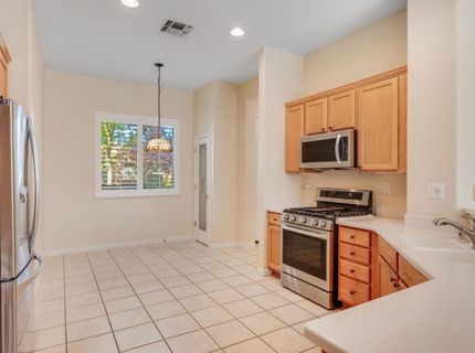 2713 Robinson Creek Ln, Elk Grove, CA 95758 Photo