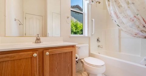 2713 Robinson Creek Ln, Elk Grove, CA 95758 Photo