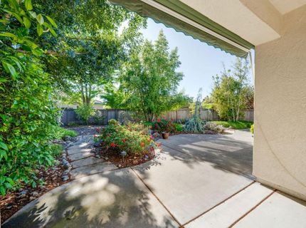 2713 Robinson Creek Ln, Elk Grove, CA 95758 Photo