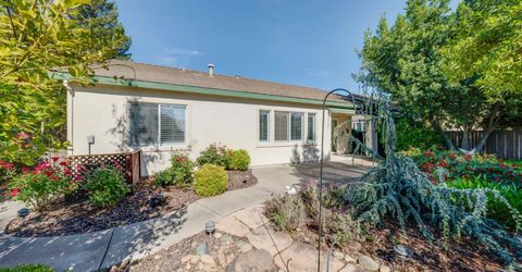2713 Robinson Creek Ln, Elk Grove, CA 95758 Photo