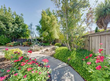 2713 Robinson Creek Ln, Elk Grove, CA 95758 Photo