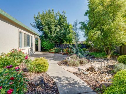 2713 Robinson Creek Ln, Elk Grove, CA 95758 Photo