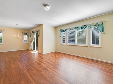 2713 Robinson Creek Ln, Elk Grove, CA 95758 Photo