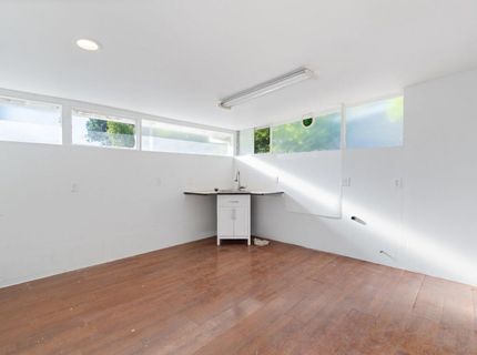 7992 Valley Green Dr, Sacramento, CA 95823 Photo