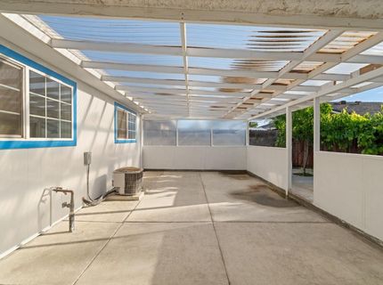 7992 Valley Green Dr, Sacramento, CA 95823 Photo