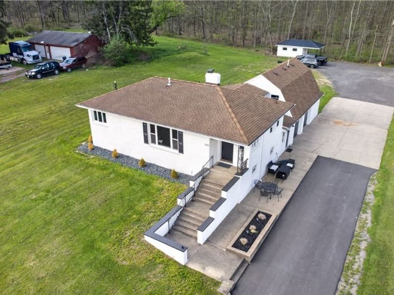 2382 Warren Burton Road, Southington, OH 44470 Photo 4