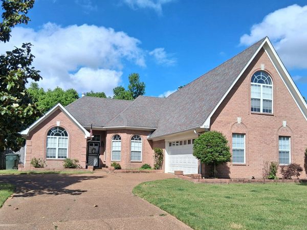 5071 JEFFREY KEITH DR, Bartlett, TN 38002