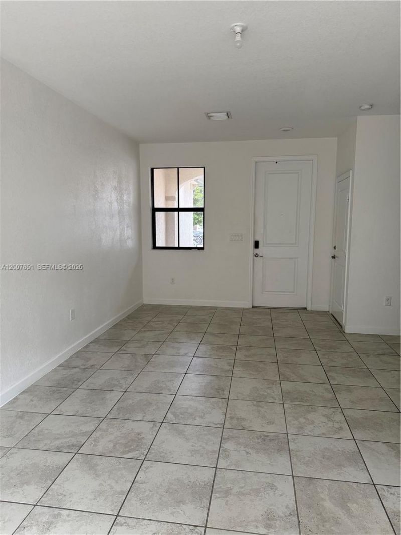 25180 SW 114th Ave, Unit 10, Homestead, FL 33032 Photo
