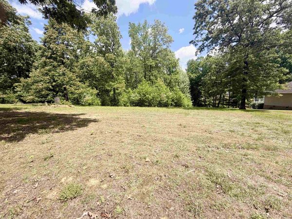 15 PINE ST, Adamsville, TN 38310