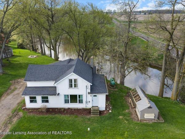 7008 E Maple Rapids Road, Elsie, MI 48831