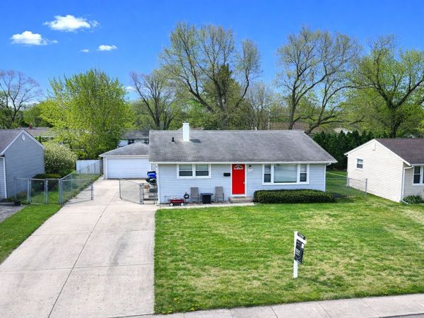 117 Cordova Road , Carpentersville, IL 60110