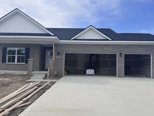 30821 Lower Ridge Drive, New Boston, MI 48164