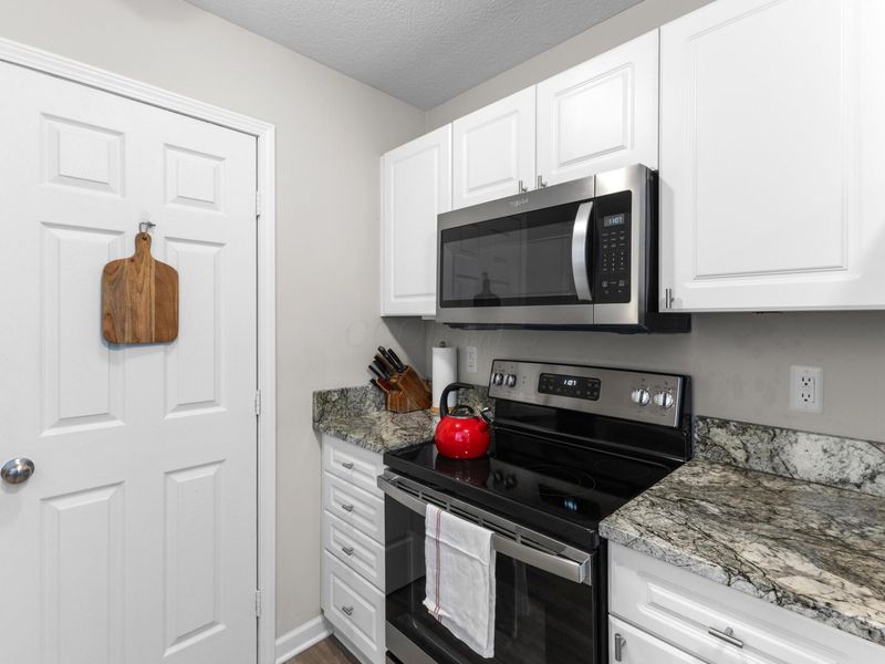 5959 Silver Charms Way, Unit B, New Albany, OH 43054 Photo 10