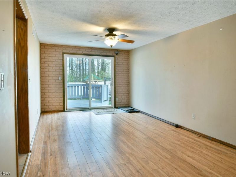 1323 Cedarwood Drive, Mineral Ridge, OH 44440 Photo 11