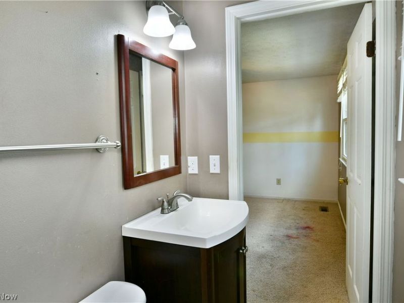 1323 Cedarwood Drive, Mineral Ridge, OH 44440 Photo 33