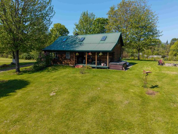 10 Duval Road, Dalton, NH 03598