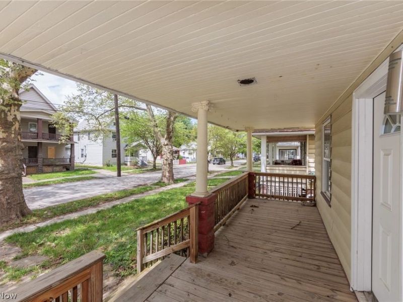 3879 W 21st Street, Cleveland, OH 44109 Photo 2