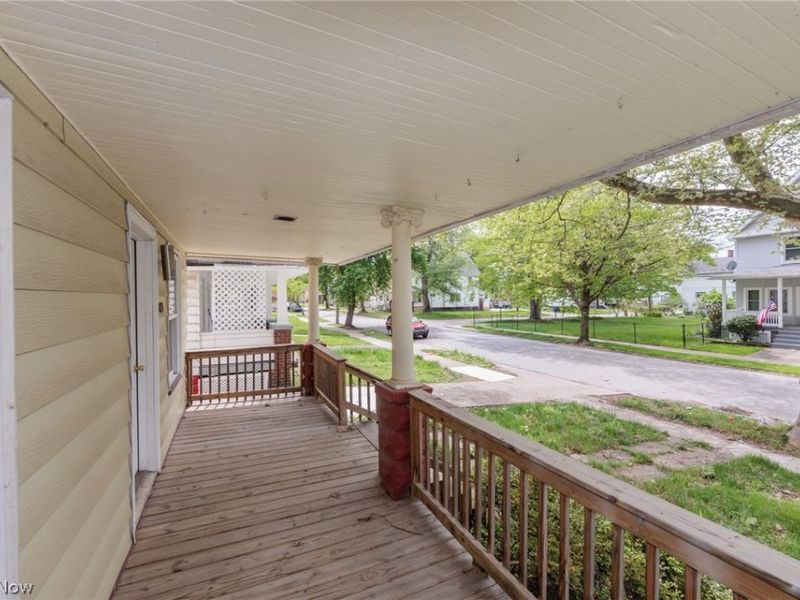 3879 W 21st Street, Cleveland, OH 44109 Photo 3