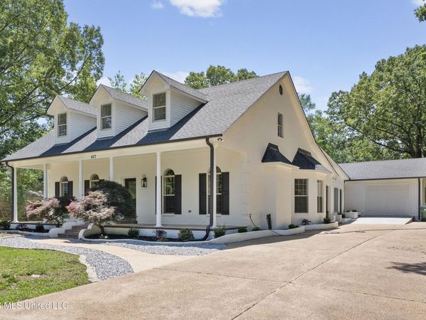 407 N Thunderbird Drive, Hernando, MS 38632