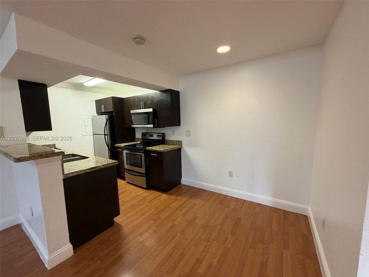 15570 SW 105th Ln, Unit 1718, Miami, FL 33196 Photo