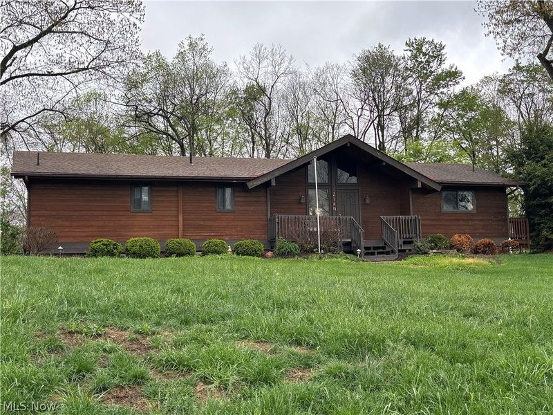 2180 Kimberley Drive NW, New Philadelphia, OH 44622 Photo 1