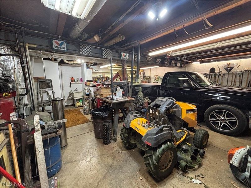 2180 Kimberley Drive NW, New Philadelphia, OH 44622 Photo 32