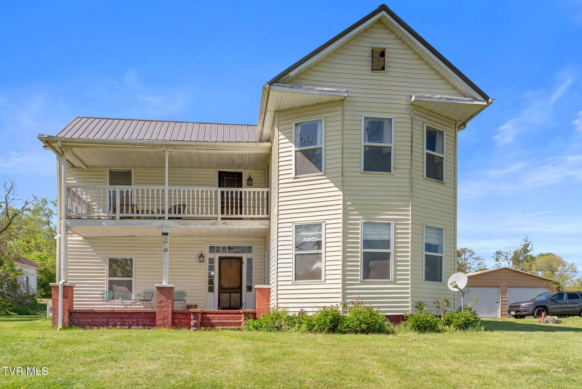 210 Evergreen Street, Glade Spring, VA 24340 Main Photo