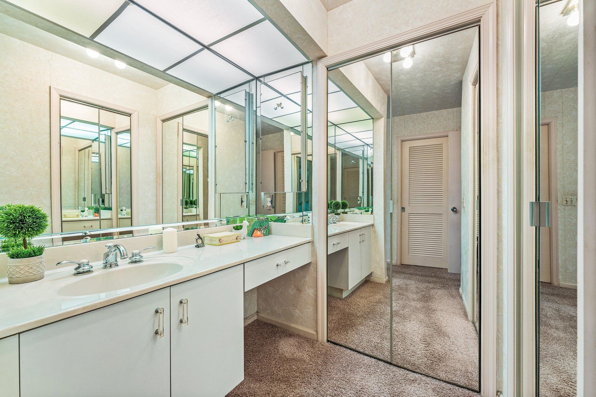 643 W Lakewoode Circle, Delray Beach, FL 33445 Photo