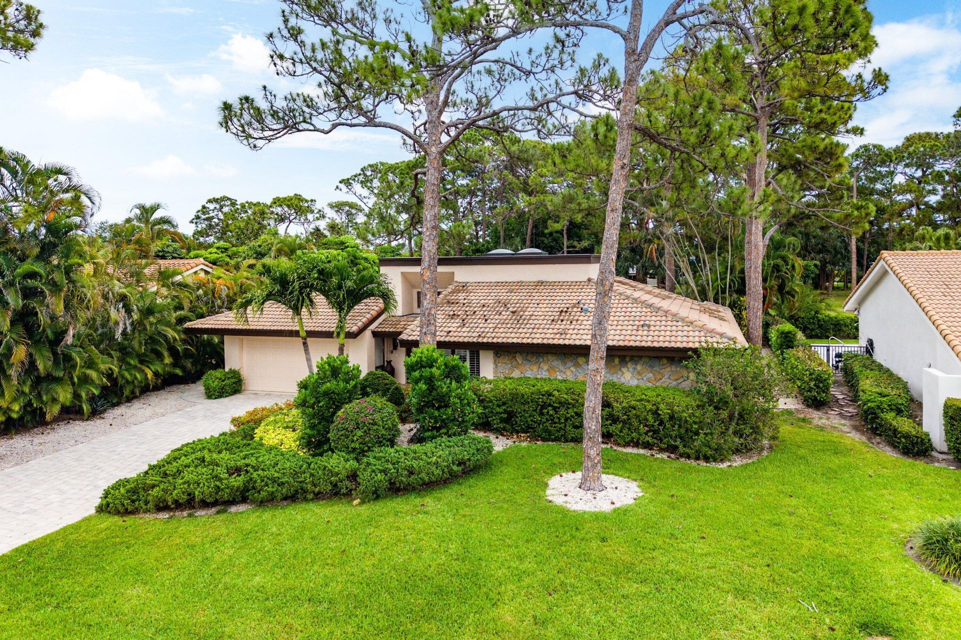 643 W Lakewoode Circle, Delray Beach, FL 33445 Photo