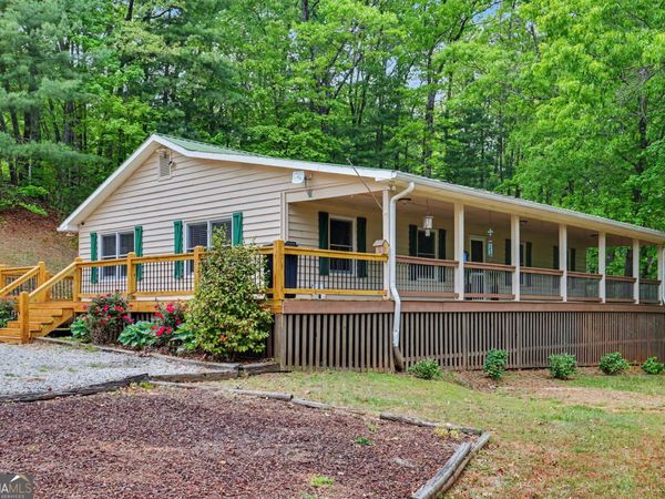 1661 E Boggs Mountain Road, Tiger, GA 30576