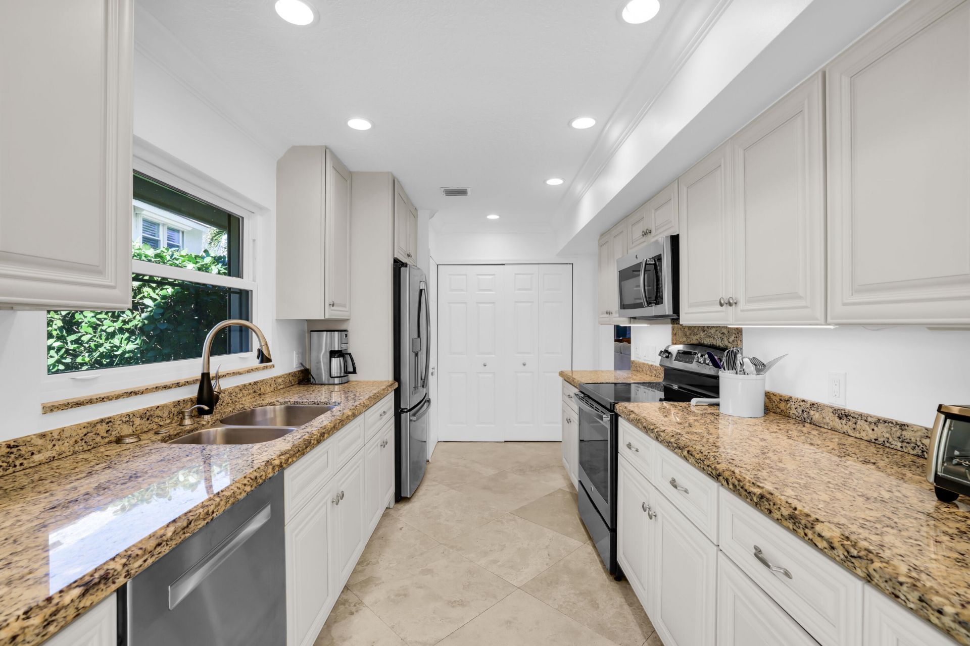 4161 U.s. Hwy 1, Unit I2, Jupiter, FL 33477 Photo