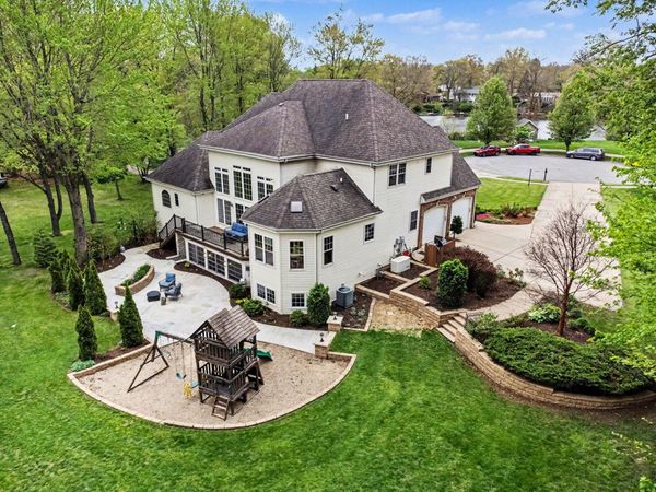 6824 Lakeshore Drive, Portage, IN 46368