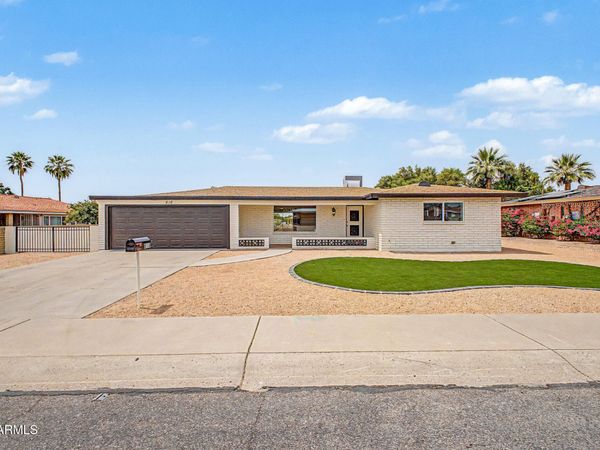 818 N 62ND Street, Mesa, AZ 85205