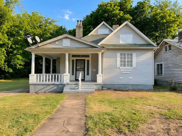 1050 CUMMINGS ST, Memphis, TN 38106