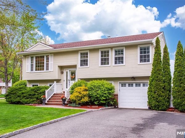 900 Sioux Avenue, Par-troy Hills Twp., NJ 07034