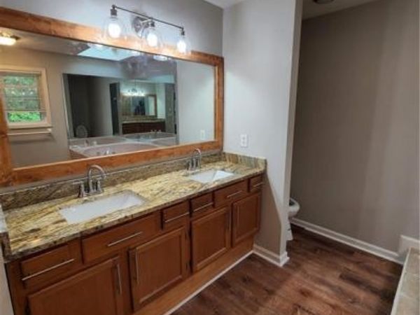 5705 Glandor Drive SE, Mableton, GA 30126