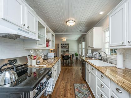 1128 Carter Avenue Mount Pleasant, SC 29464